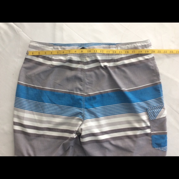 O’Neill board shorts - Picture 5 of 6